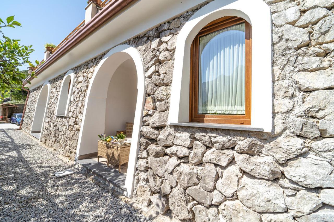 Tra Sole E Limoni Apartments Tramonti Dış mekan fotoğraf