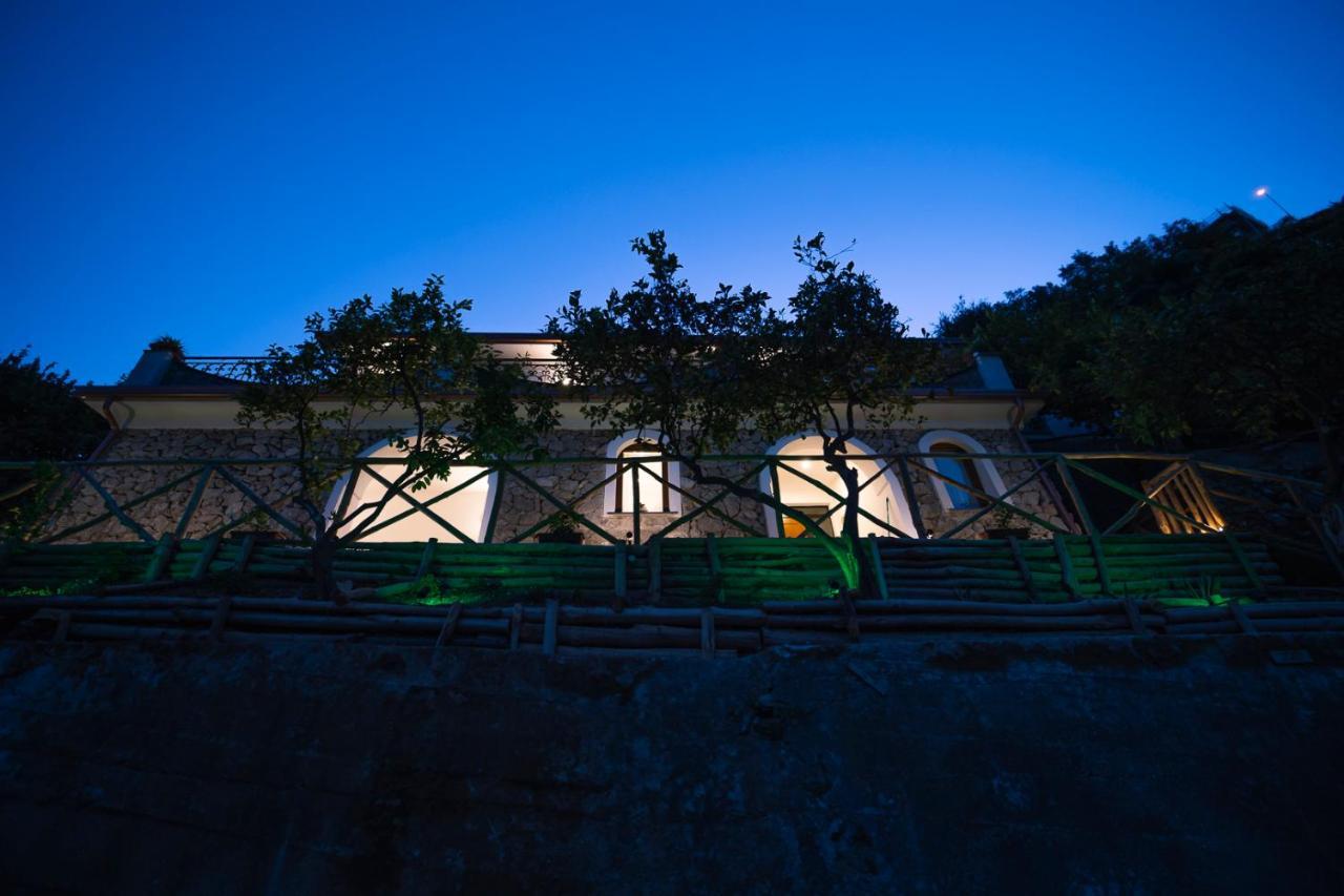 Tra Sole E Limoni Apartments Tramonti Dış mekan fotoğraf